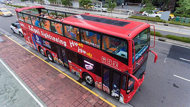 オープントップ型の「台北市2階建て観光バス」も31日は夜間運休です！
