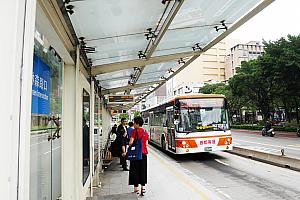 台北市内は便利なバスレーンが増え、渋滞の影響を受けにくくなりました