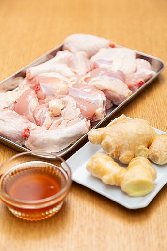料理研究家小河知惠子(オガワチエコ)・おうちで本格台湾料理『第十二回目・麻油雞』 オガワチエコ 台湾料理 レシピ 麻油鶏麻油雞