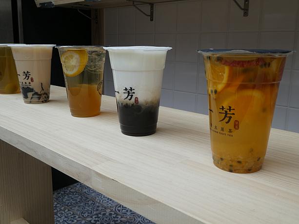 他にも、以前台北ナビでご紹介したお店がたくさん参加しています。フルーツティーでおなじみの「一芳台湾水果茶」は、ナツメや龍眼がたっぷり入った健康茶「桂圓紅棗茶」で参戦。