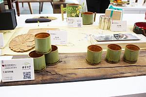 文化部のブースでもオシャレな食器を出品。写真左の湯飲みは竹のようですが陶器です
