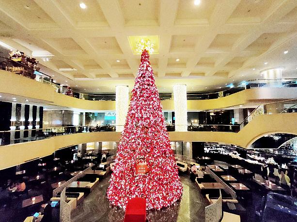 リージェント台北のクリスマスツリーは毎年見なきゃね！