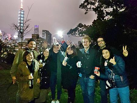 台湾人スタッフも楽しみにしていた台北101のカウントダウン花火！友達と一緒に見られたのが嬉しかったよう♡しかも日本人の姿も見かけたそうですよ～