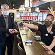 日本海庄や海鮮居酒屋<br>スタッフのマスク着用、アルコールによる手の消毒