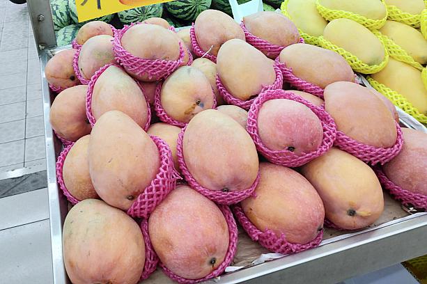 でも、台湾のマンゴーってこれだけじゃないんです。「玉文芒果」に……