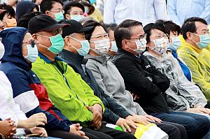 新型コロナウイルスの影響で会場内はマスク着用が義務付けられていたため、総統もマスクを着用。限定品のマスク、手に入れたい……