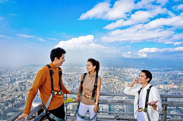 最高にエキサイティングな体験と絶景が楽しめる「台北101 Skyline 460」