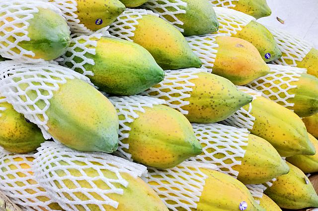 もうすぐ春節 果物屋さんには縁起のいい冬フルーツがずらりと並んでいますよ 台北ナビ