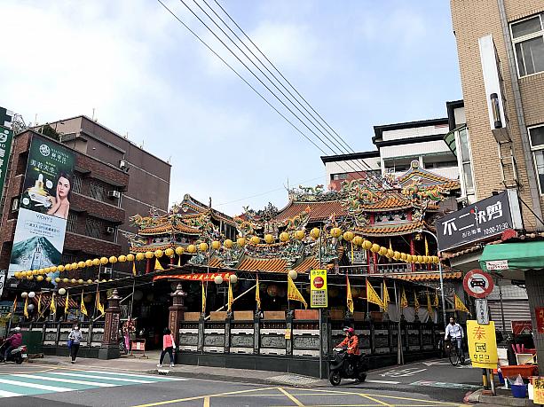 台北のお隣、新北市の現在急ピッチで開発が進む地区のひとつ「泰山」ですが、ここにも昔から変わらない伝統市場があります