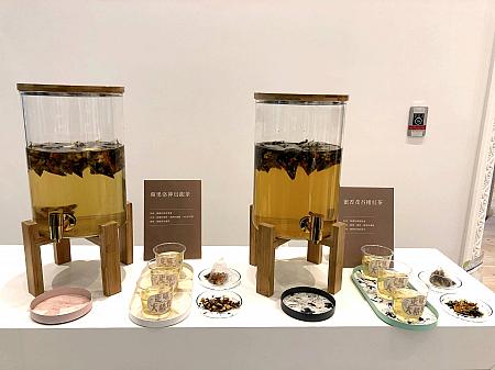 「WEAVISM 織本主義」に隣接されていたブース「自然寶」by壹心體驗設計公司は、台湾ドライフルーツ、オーガニックをベースにした健康茶