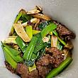 ネギとショウガ、そして牛肉を土鍋で煮た「蔥薑肥牛煲」は、味が牛肉にしっかりとしみこんでいるのに、弾力がありました。チャーハンが進む味ですよ～！