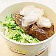 「香菇炸醬麵80元」をテイクアウトすると、肉みそはビニール袋に入れてくれます。