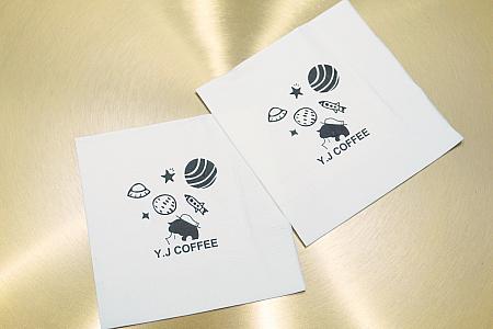 「玉津咖啡 Y.J coffeeは2002年、オーナーの故郷である雲林・土庫に1号店をオープンしたカフェチェーン」なんだとか。礁渓ローカルのかわいいカフェと思いきや、台北にも支店があったなんて！！