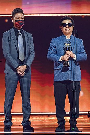 「王俊傑」は「台湾語を話す人が多い高雄で受賞できたのは格別です。とても嬉しいです」と高雄にもラブコール