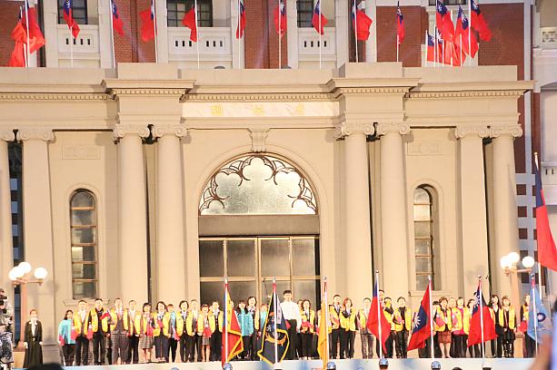今回の国歌斉唱は、主催した国際ライオンズクラブ台湾支部MD300のみなさんらによる合唱です。