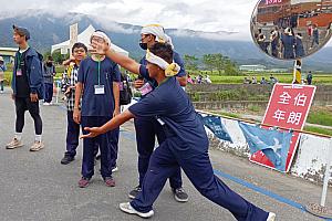 一生懸命に仕事をした後は、みんな笑顔！