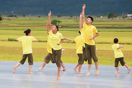 選び抜かれた有名人だけが立てる舞台に立って踊るという貴重な体験が子供たちの将来につながるはず！