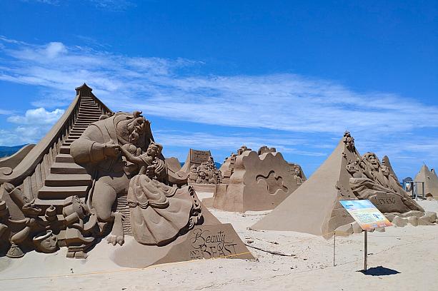 なんと今年で16回目を迎えるこのフェスティバル。毎回異なるテーマが設定されています。だから、毎年訪れても違った趣の砂の彫刻、サンドアートが楽しめるんですよ。