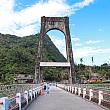 もう1つは山寄りに架けられた「旧東河橋(舊東河橋)」です。日本統治時代の1930年に土木技師・吉田一之氏によって造られたことから、旧名を「吉田橋」といいます。