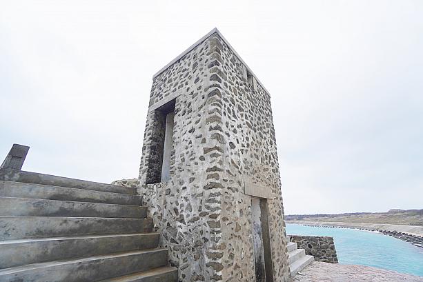 1970年代になると新たな建材の躍進と共に、石灰産業は廃れていきます。それに伴い窯場の役目も終えました。その後、2007年に澎湖県の歴史建造物として登録。現在は無料で見学することができます。