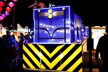 《解憂火車》は、2020年に登場した観光列車「藍皮解憂號」をモチーフにしたランタン