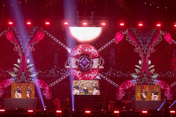 三味線の演出は圧巻！<br>画像提供：JVR Music