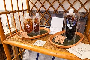 棚には「金弘麻油花生行」以外の商品もさりげなく置かれていました。地元で共にがんばる仲間の商品です。