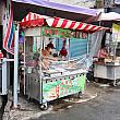 「白糖粿」とは、揚げ餅に砂糖をまぶした南部のご当地スイーツです。
