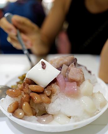 【台湾本】＜プレゼントあり＞『台湾名店137 - 現地在住のグルメ好きが厳選したガイドブックにのらない本当においしい店 -』がすごい！ 台湾本 プレゼント tatsuya インフルエンサー台湾グルメ
