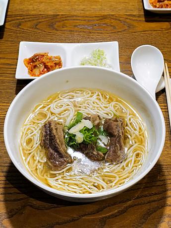 【台湾本】＜プレゼントあり＞『台湾名店137 - 現地在住のグルメ好きが厳選したガイドブックにのらない本当においしい店 -』がすごい！ 台湾本 プレゼント tatsuya インフルエンサー台湾グルメ