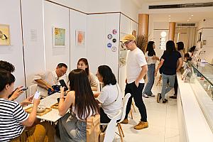 明るくて、お洒落なカフェっぽい雰囲気がイイ感じです！