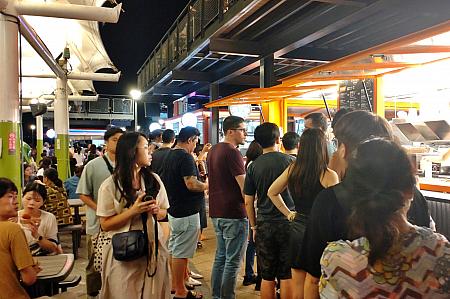 【台北新名所】台北のNEW観光スポット「關渡碼頭貨櫃市集(関渡埠頭コンテナマーケット)」へ行ってみよう！ 台北旅行 台湾旅行 台北観光スポット 関渡埠頭コンテナマーケット 關渡碼頭貨櫃市集 台北新名所 屋外フードコート 関渡宮關渡宮