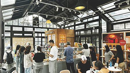 【期間限定台湾グルメ】人気ベーグル店「好丘Good Cho’s」、夏限定のかき氷が今年も食べられる～！ 台湾グルメ 台湾スイーツ 期間限定 かき氷 好丘 四四南村 ベーグルマンゴー