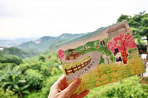 自分や日本で待つ大切な人へ手紙を書いたら、封筒に茶葉と共に入れて封をするだけ
