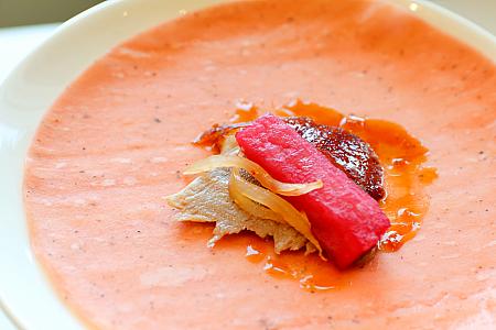 【台湾美食】「ローストグース」って食べたことありますか？5つ星ホテル・コートヤード バイ マリオット台北内のレストラン「ムーンライト広東料理(粵亮廣式料理）」で食べてみました！ ムーンライト広東料理 粵亮廣式料理 コートヤードバイマリオット台北 台北六福萬怡酒店 COURTYARDTaipeibyMarriott コートヤード台北 広東料理 飲茶 点心 MarriottBonvoy CourtyardByMarriottTaipei CourtyardTaipei 神仙乾坤燒鵝 ローストグース アクセス便利駅近く