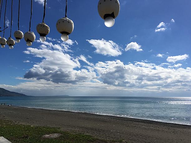 海ーーーー♪(画像：Taiwan PASS)