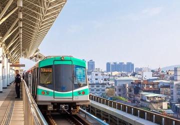 高雄MRT(画像：Taiwan PASS)