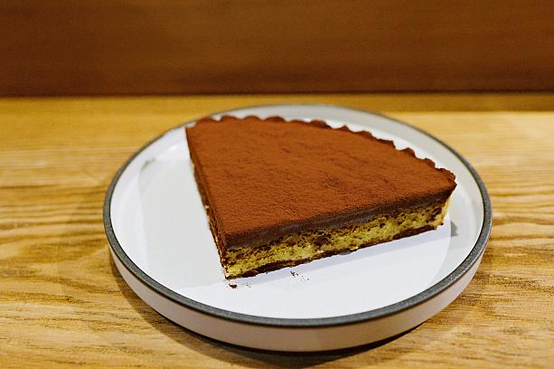 店名を日本語に訳すと「深夜のフランス菓子」ですが、その名のとおり深夜24時まで営業しているデザート店です。ナビも夜にケーキが食べたくなったら足を運んでしまいます。<br>画像提供：林森in台湾