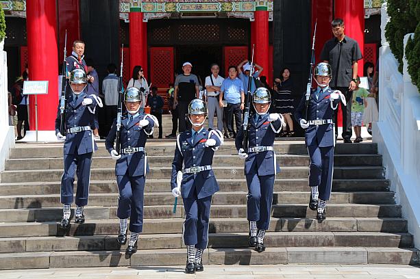 衛兵交代式