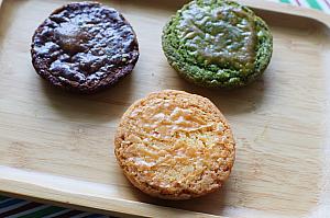 月餅など中華菓子を受け取ることが多いのですが、そんな時に洋風のお菓子が来ると嬉しいものですね～！さらに、どれもこれもおいしくて、めっちゃ嬉しい♡