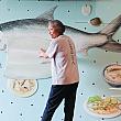 身は牛乳のような白色をしていることから英語ではMilkfish(ミルクフィッシュ)と呼ばれています。ちなみにサバヒーは台湾語がそのまま日本語になったものだとか。そんなサバヒー、骨っぽいのが悩みの種……なんと222本もの骨があるんだとか！むむむむむ。(業者さんはかなり上手に骨を取りますが、乗っていることもありますよね)