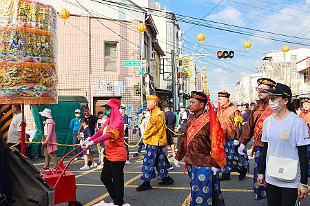 日本のお祭りで言うところの山車？
