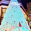 12月も1週間を過ぎると、台北の街はクリスマス一色です！ナビが毎年楽しみにしているクリスマスのオブジェがあるんです。それが……「台北信義新天地A11」1Fの北大門に飾られる20ｍ越えのビックなクリスマスツリー！
