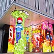 また、今回ナビは見られませんでしたが、毎日の最後を締めくくるのは、世界中のアート作品が映し出される15分間の映像。まるで「おやすみなさい」を告げているかのようなのだとか！