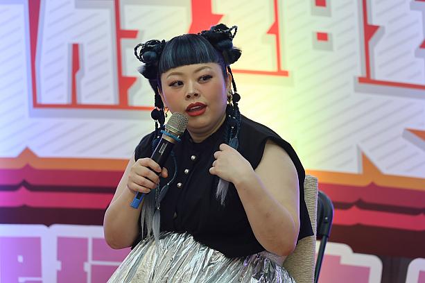 ここでは昨年末に台北を訪れ、親戚を訪問し、台北101の花火を見た時のことや、ニューヨークと日本の二拠点生活についてのトークで盛り上がりました！