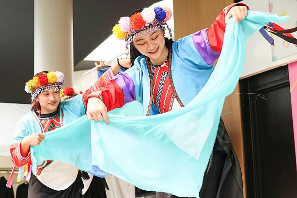【日本で台湾を感じよう】8/23＆8/24 台遊館in仙台 開催 台湾観光庁 台湾観光協会 ビビビビ台湾 日本で台湾 台湾イベント 台湾旅行計画 プレゼント 台遊館 鄒族 ツォウ族 躍動する森 マジョリカタイルバッジ台湾ミニうちわ