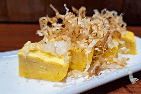 「出汁玉子焼(だし巻きたまご)100元」