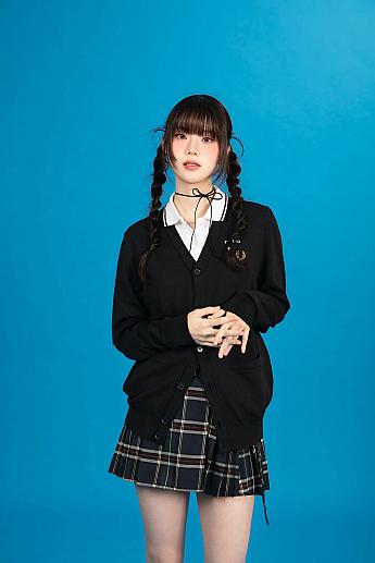 Sabrina胡恂舞
