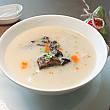 <b>酒香米皇牛肝菌湯</b><br>ポルチーニ茸の独特な風味がたっぷり味わえるライススープ。