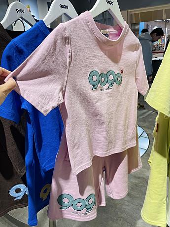人気なのは黒やピンク。ナビはモカ×クリームイエローのロゴが可愛いと思いました